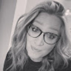 Meet your Posher, Jenessa